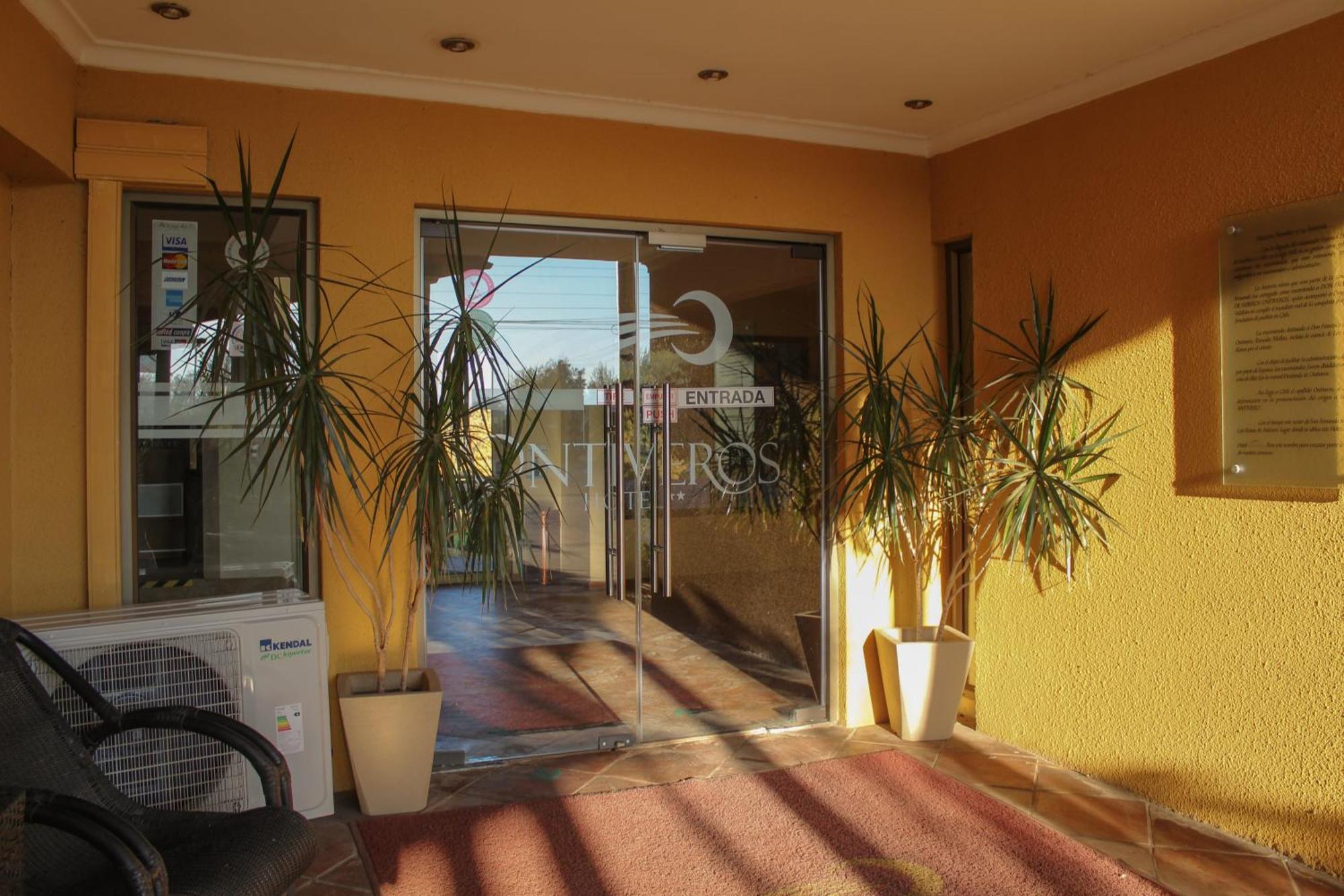 Hotel Ontiveros サンフェルナンド エクステリア 写真